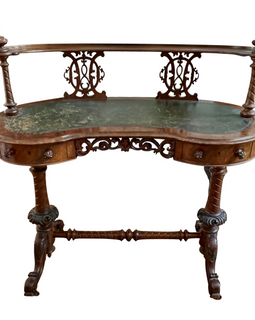 English 19th Century Kidney Shaped Desk front view