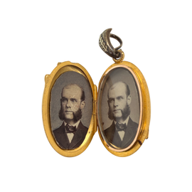 Victorian 14k Gold Picture Locket Pendant With Pearl