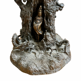 Japanese 19th Bronze Tree Sculpture With Figure closeup of bottom