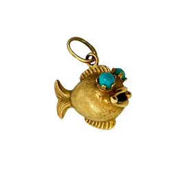 Vintage 18K yellow gold fish pendant with Persian turquoise cabochon eyes, front view