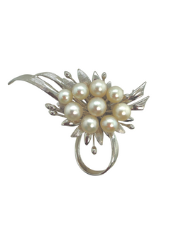 Vintage sterling silver Akoya pearl cluster brooch, full front view