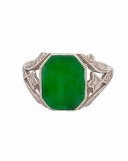 Antique Edwardian Platinum Diamond and Jade Jadeite Ring view of ring face